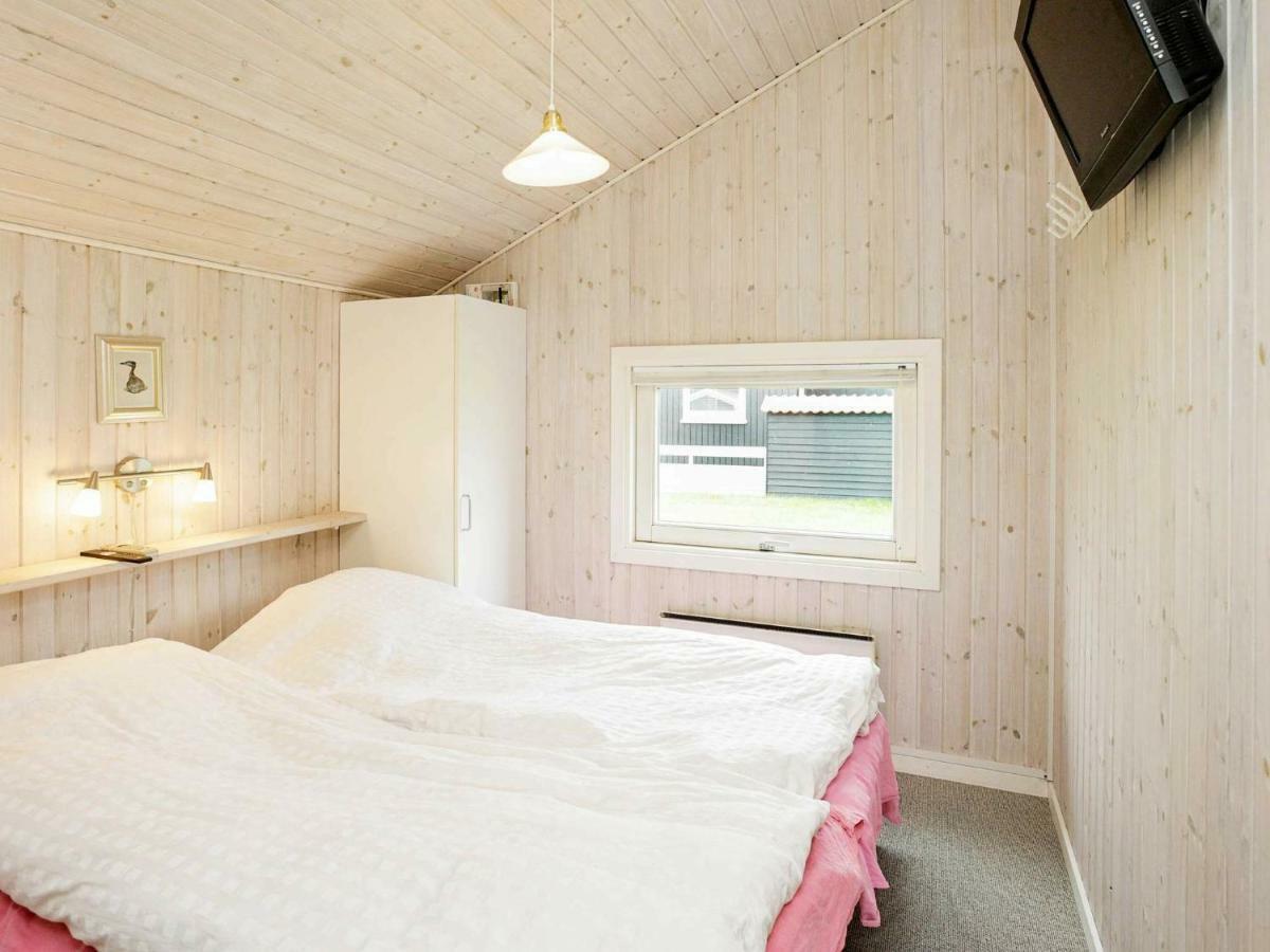 6 Person Holiday Home In Otterup Eksteriør billede