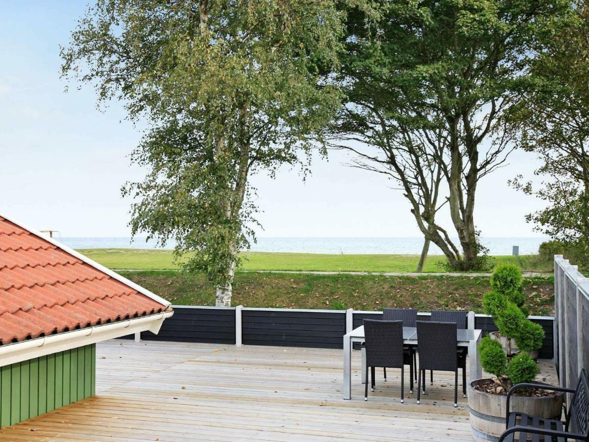 6 Person Holiday Home In Otterup Eksteriør billede