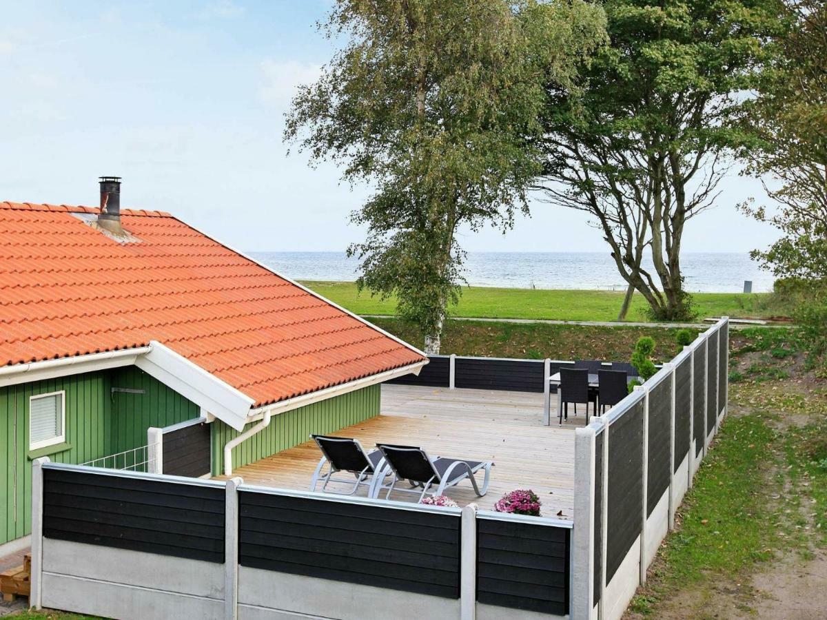 6 Person Holiday Home In Otterup Eksteriør billede