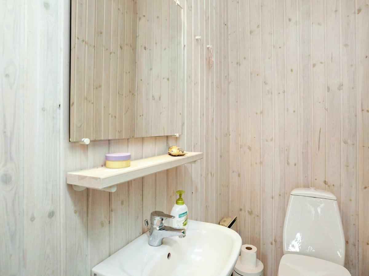 6 Person Holiday Home In Otterup Værelse billede